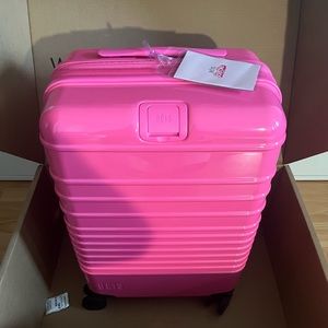 BÉIS x Barbie Carry On Luggage [Limited Edition]